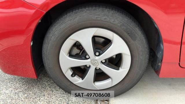Toyota PRIUS 2013-12 8281603-8