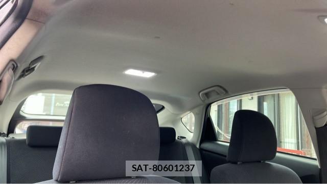 Toyota PRIUS 2013-05 8281604-15