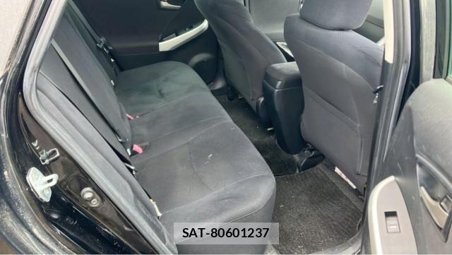 Toyota PRIUS 2013-05 8281604-6
