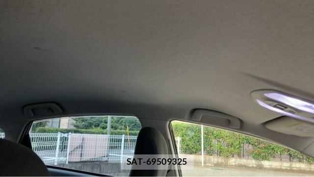 Toyota PRIUS 2011-12 8281605-15