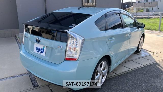Toyota PRIUS 2009-05 8281755-12