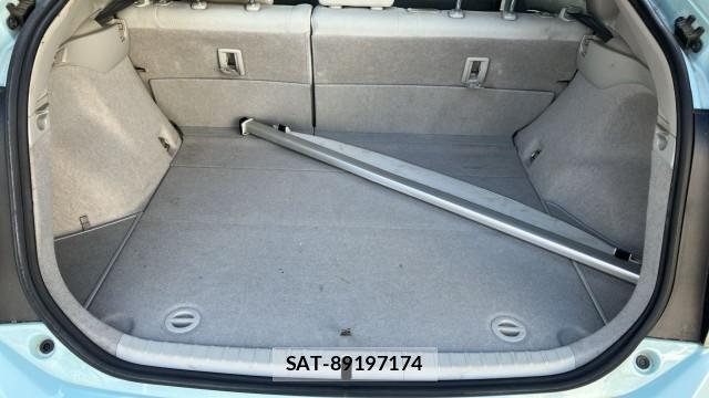Toyota PRIUS 2009-05 8281755-17