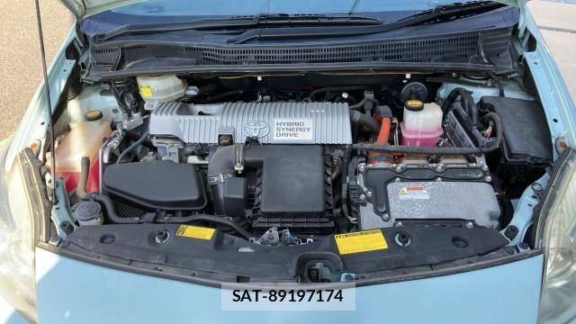 Toyota PRIUS 2009-05 8281755-7