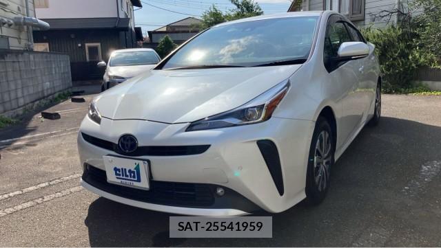 Toyota PRIUS 2021-11 8281813-0