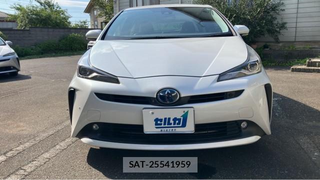 Toyota PRIUS 2021-11 8281813-9