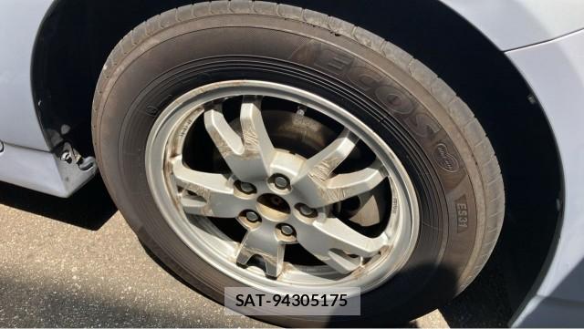 Toyota PRIUS 2010-01 8281826-8