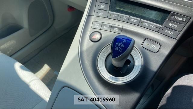 Toyota PRIUS 2009-08 8281827-14