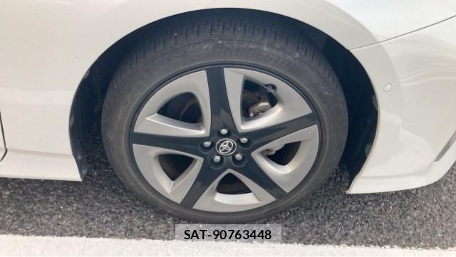 Toyota PRIUS 2021-10 8281855-8
