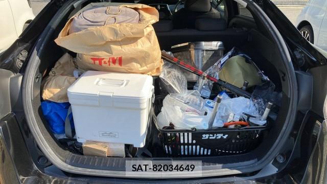 Toyota PRIUS 2017-09 8281867-17