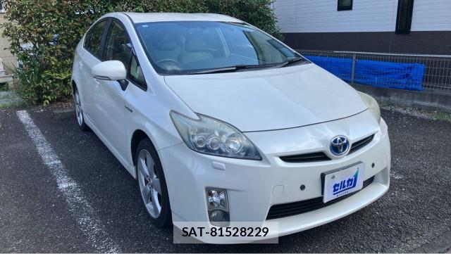 Toyota PRIUS 2009-06 8281909-11