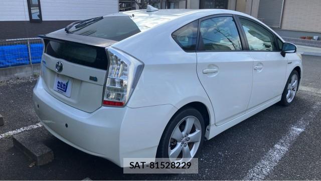 Toyota PRIUS 2009-06 8281909-12