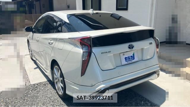 Toyota PRIUS 2018-12 8281940-13
