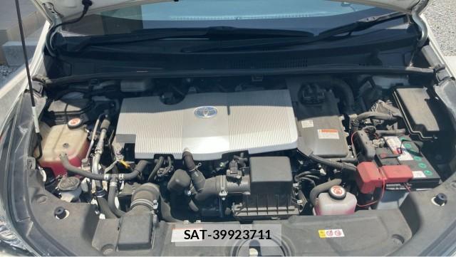 Toyota PRIUS 2018-12 8281940-7