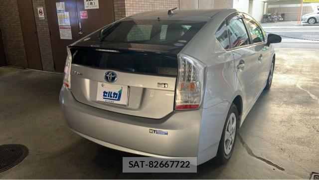 Toyota PRIUS 2009-08 8282069-12