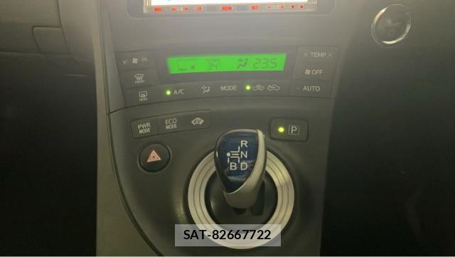 Toyota PRIUS 2009-08 8282069-14