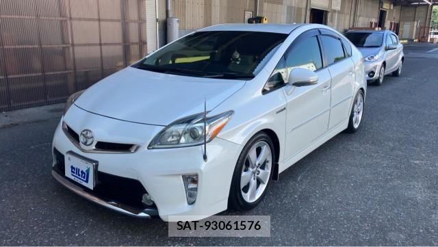 Toyota PRIUS 2012-08 8282078-0