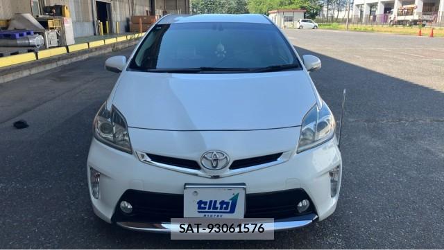 Toyota PRIUS 2012-08 8282078-9