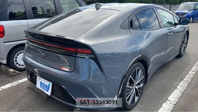 Toyota PRIUS 2023-08 8282108-12