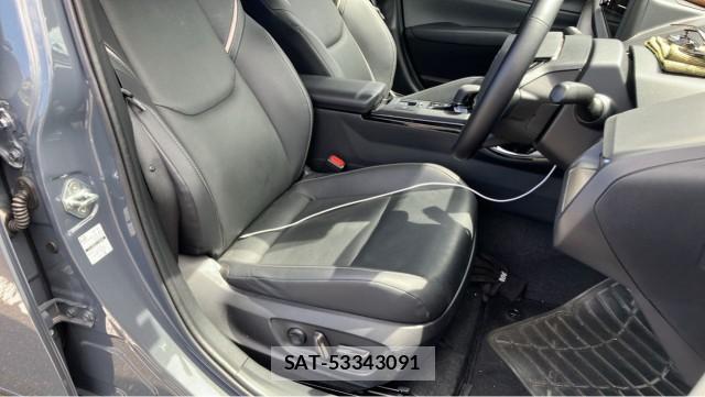 Toyota PRIUS 2023-08 8282108-5