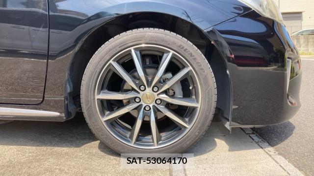 Toyota PRIUS 2015-01 8282175-8