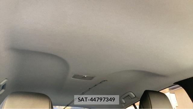 Toyota PRIUS 2018-07 8282236-15