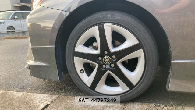 Toyota PRIUS 2018-07 8282236-8