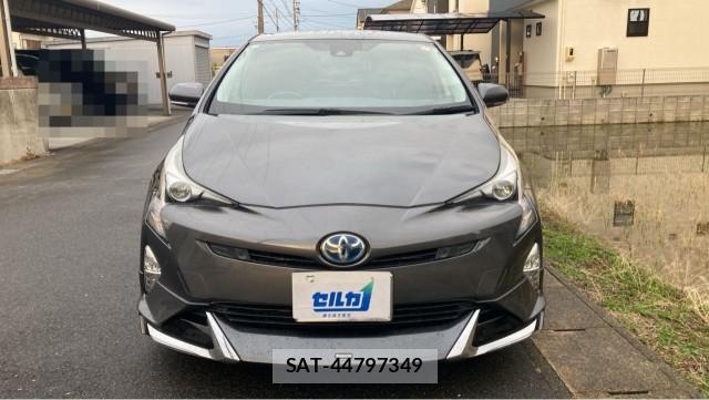 Toyota PRIUS 2018-07 8282236-9