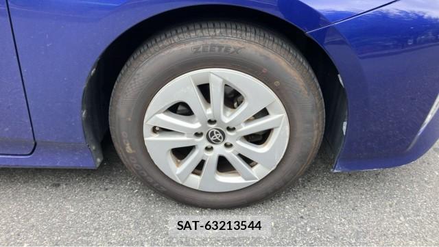 Toyota PRIUS 2016-03 8282263-8