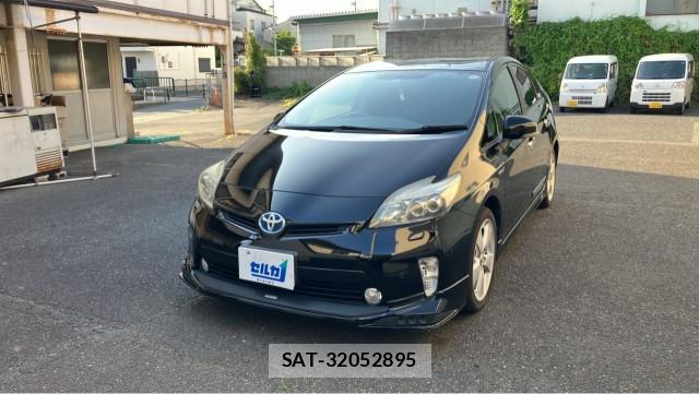 Toyota PRIUS 2012-03 8282273-0