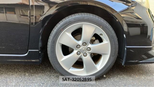 Toyota PRIUS 2012-03 8282273-8