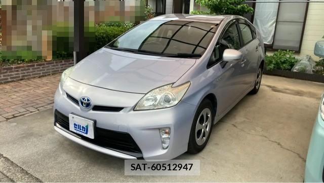 Toyota PRIUS 2014-08 8282325-0