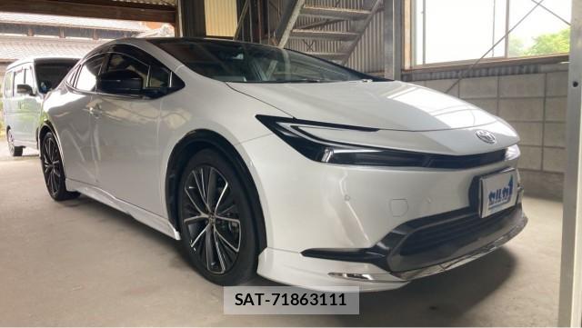 Toyota PRIUS 2023-08 8282358-0