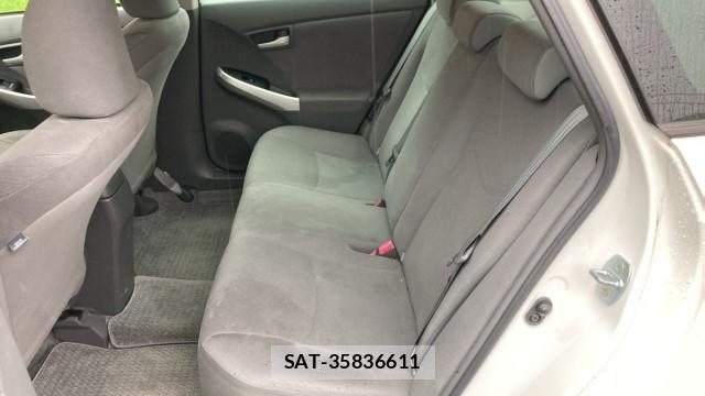 Toyota PRIUS 2009-10 8282370-6