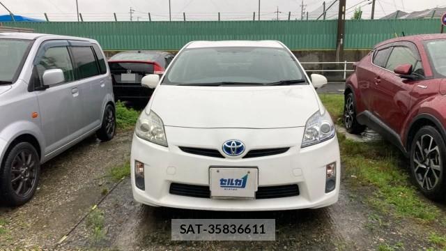 Toyota PRIUS 2009-10 8282370-9