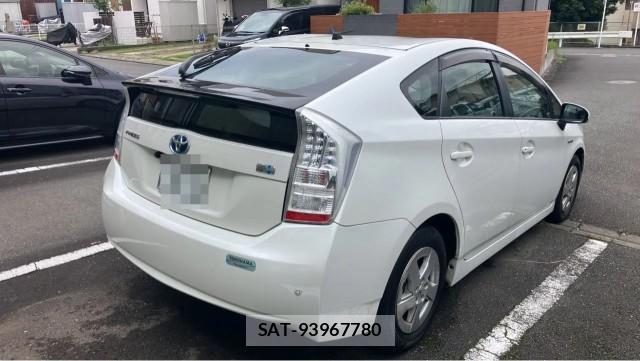 Toyota PRIUS 2009-06 8282396-12