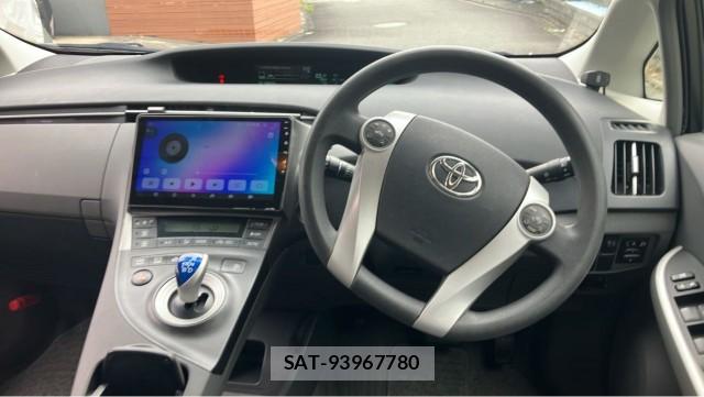 Toyota PRIUS 2009-06 8282396-16