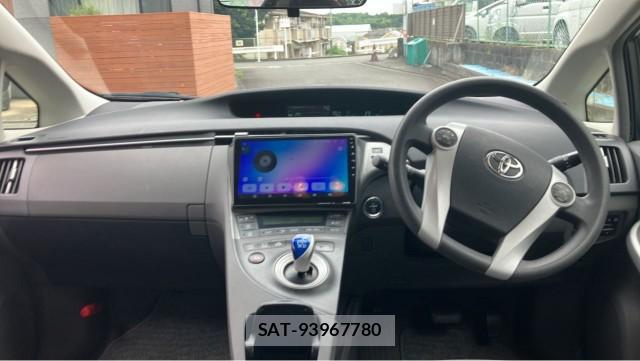 Toyota PRIUS 2009-06 8282396-2