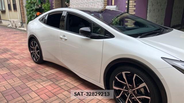 Toyota PRIUS 2025-04 8282488-3