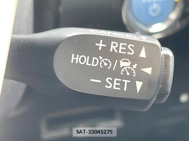 Toyota PRIUS 2016-05 8282710-5
