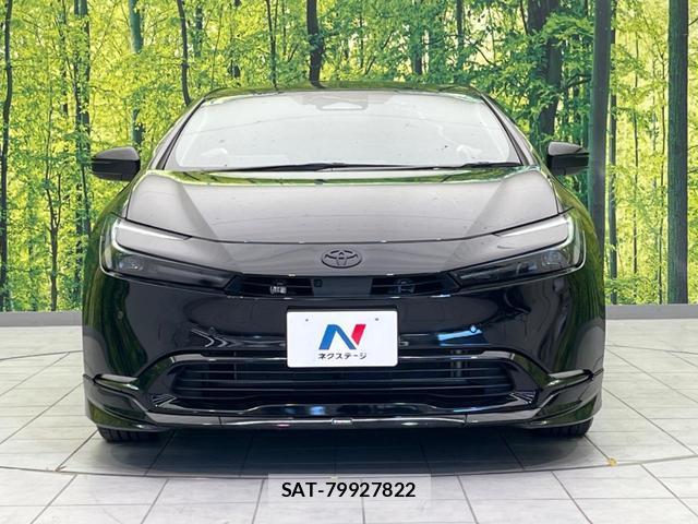 Toyota PRIUS 2023-12 8282849-13