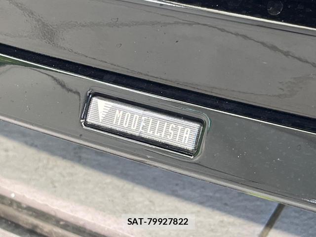 Toyota PRIUS 2023-12 8282849-2