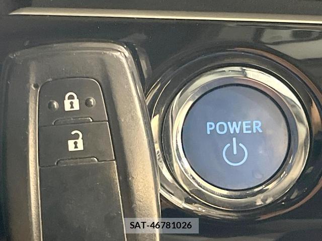 Toyota PRIUS 2016-05 8282870-9