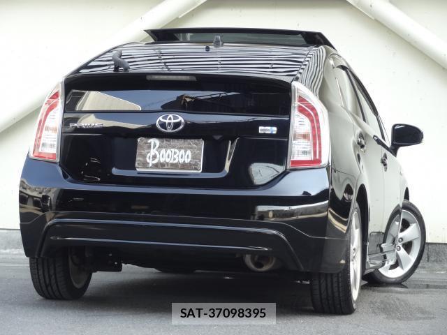 Toyota PRIUS 2009-05 8282927-1