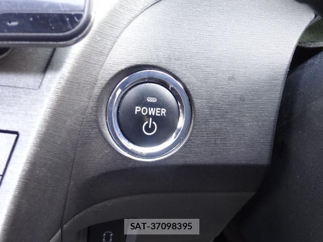 Toyota PRIUS 2009-05 8282927-12