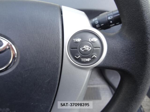 Toyota PRIUS 2009-05 8282927-15