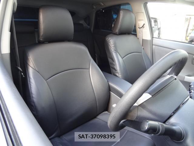 Toyota PRIUS 2009-05 8282927-18