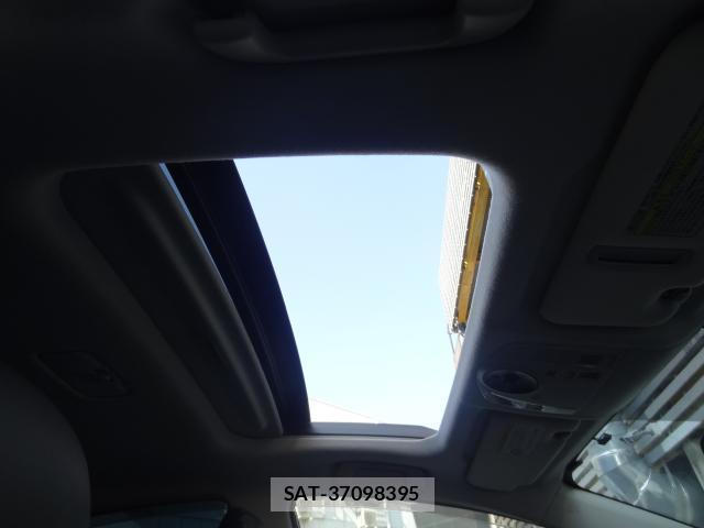 Toyota PRIUS 2009-05 8282927-6
