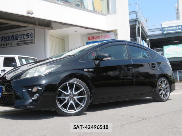 Toyota PRIUS 2012-07 8282999-3