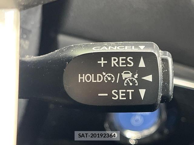 Toyota PRIUS 2016-01 8283188-6