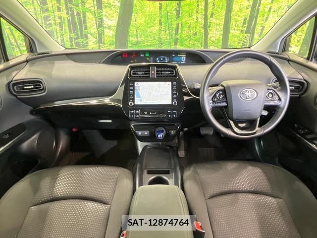 Toyota PRIUS 2022-09 8283277-1